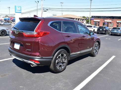 Certified 2018 Honda CR-V Touring image 3