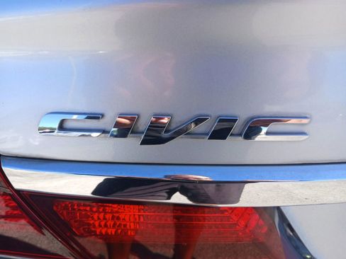 Used 2013 Honda Civic LX image 13