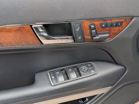 Used 2012 Mercedes-Benz E 350 Cabriolet image 24