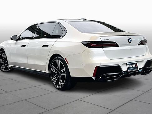 Used 2025 BMW 760i xDrive 760i xDrive w/ Executive Package image 22