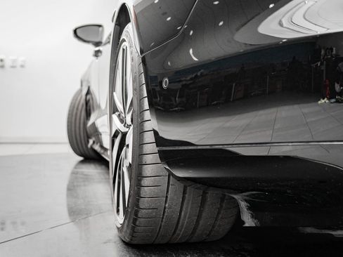 Used 2022 Audi RS e-tron GT w/ Carbon Performance Package image 45