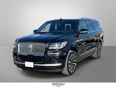 Used 2024 Lincoln Navigator L Reserve image 1