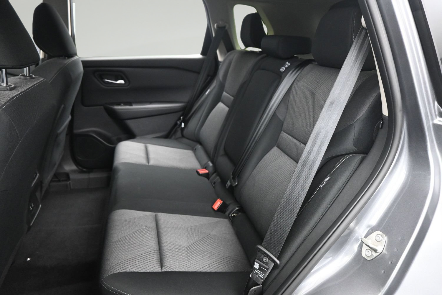 Certified 2024 Nissan Rogue SV FWD image 11
