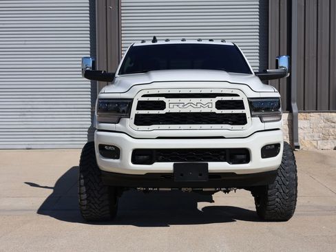 Used 2022 RAM 2500 Laramie image 9