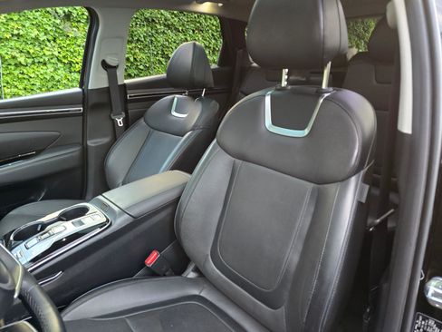 Used 2022 Hyundai Tucson Limited image 21