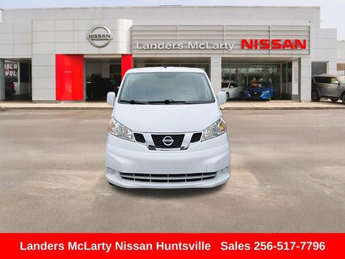 Used 2017 Nissan NV200 SV FWD image 11