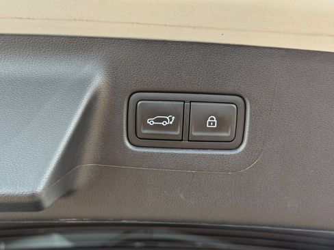 Used 2026 Hyundai Santa Fe SEL FWD image 24