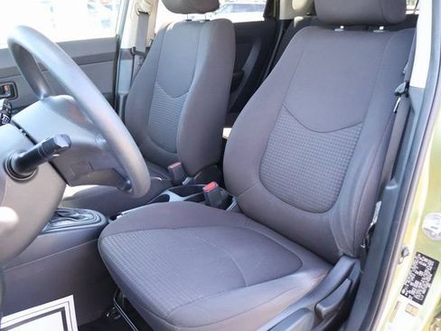 Used 2012 Kia Soul FWD image 19