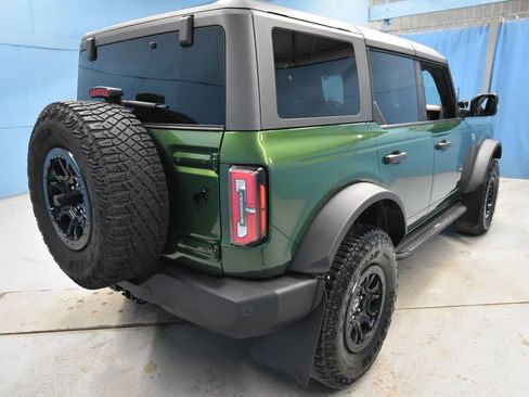 Used 2024 Ford Bronco Wildtrak AWD/4WD image 35