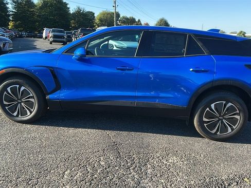 New 2026 Chevrolet Blazer EV LT image 8