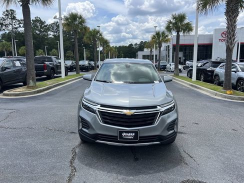 Used 2024 Chevrolet Equinox LT AWD/4WD image 3