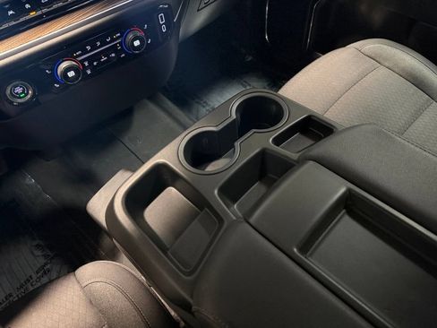 Used 2024 Chevrolet Silverado 1500 RST AWD/4WD image 17