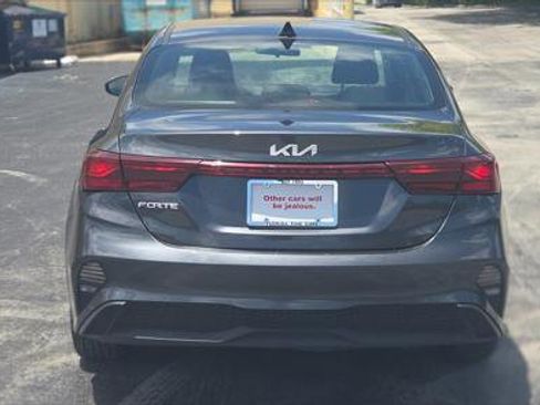 Used 2024 Kia Forte LXS FWD image 6