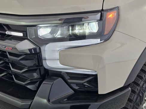 New 2026 Chevrolet Silverado 1500 ZR2 w/ LPO, Dark Essentials Package AWD/4WD image 9