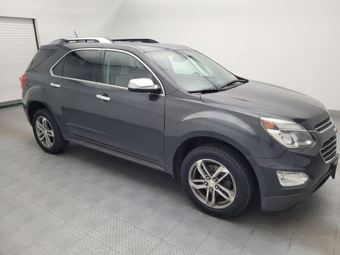 Used 2017 Chevrolet Equinox Premier w/ Enhanced Convenience Package FWD image 11