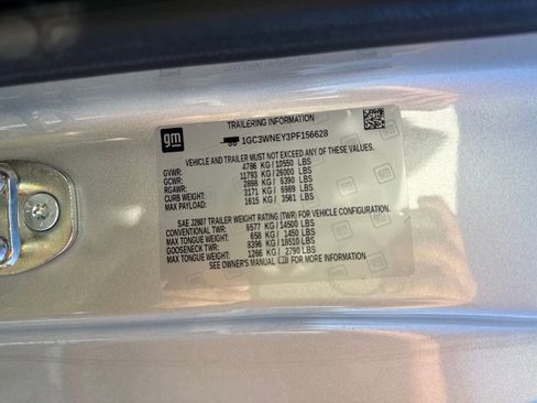 Used 2023 Chevrolet Silverado 2500 LT w/ Convenience Package image 30