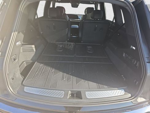 New 2026 Cadillac Vistiq Sport image 14