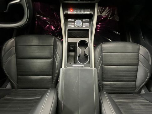 Certified 2024 Lincoln Nautilus Reserve AWD/4WD image 14