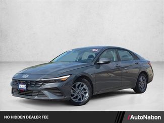 Used 2024 Hyundai Elantra SEL FWD video 1