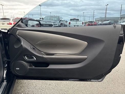 Used 2015 Chevrolet Camaro SS w/ SS Performance Package image 13