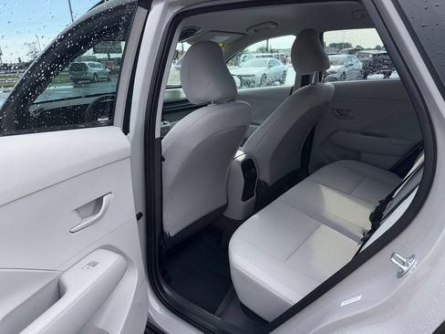 Used 2026 Hyundai Kona SEL Sport FWD image 12