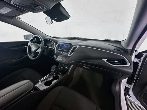 Used 2023 Chevrolet Malibu LT FWD image 27