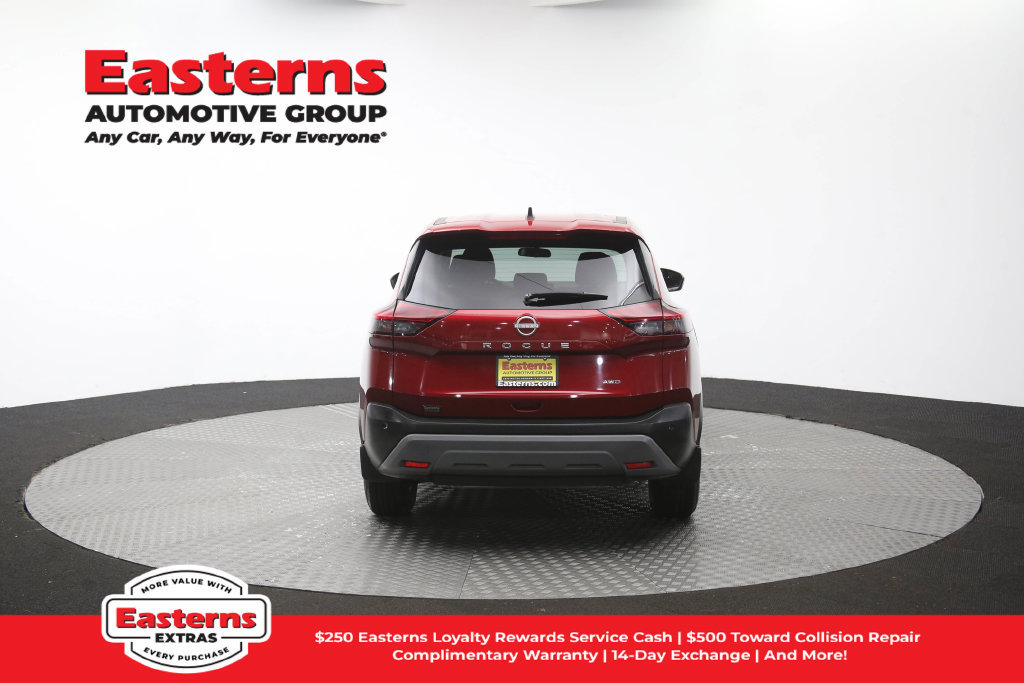 Used 2023 Nissan Rogue S AWD/4WD image 38
