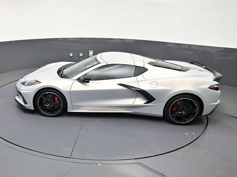 Used 2023 Chevrolet Corvette Stingray Coupe w/ Z51 Performance Package RWD image 13