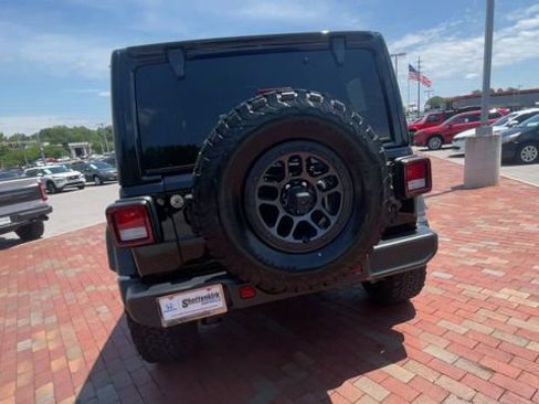 Used 2023 Jeep Wrangler Unlimited Sport AWD/4WD image 8