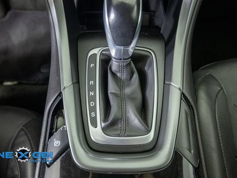 Used 2016 Ford Fusion Titanium FWD image 22