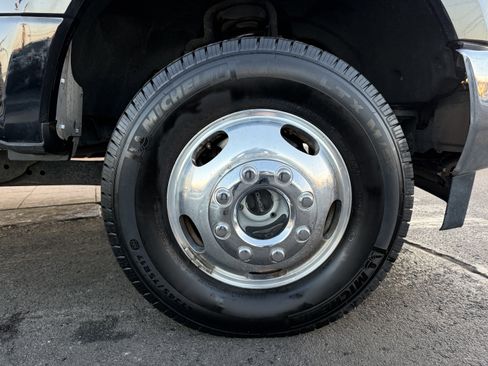 Used 2019 Ford F350 Lariat w/ Lariat Ultimate Package image 35