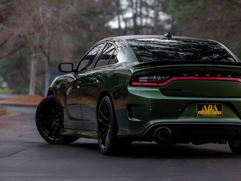 Used 2018 Dodge Charger R/T image 26