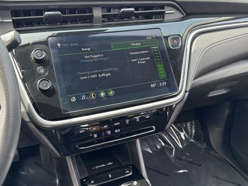 Used 2023 Chevrolet Bolt EUV LT image 22