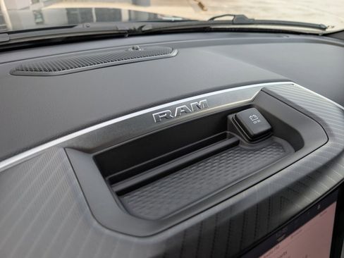 New 2026 RAM 1500 4x4 Crew Cab image 24