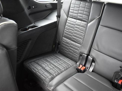 Used 2022 Cadillac Escalade Sport Platinum image 36