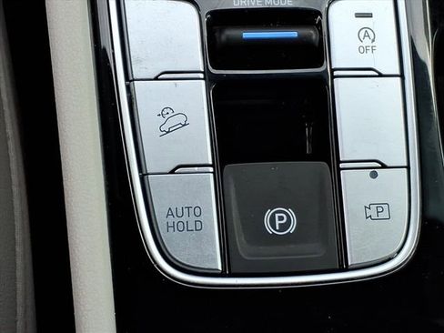 Certified 2025 Hyundai Tucson SEL image 12