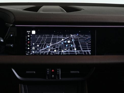Certified 2025 Porsche Macan Electric RWD image 15