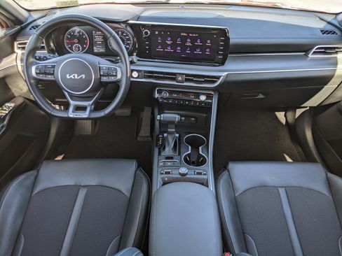 Used 2024 Kia K5 GT-Line w/ GT-Line Premium Package image 11