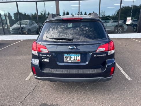 Used 2014 Subaru Outback 2.5i Premium AWD/4WD image 4