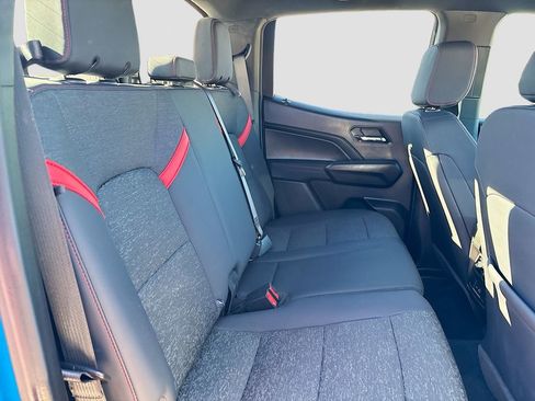 Used 2024 Chevrolet Colorado Z71 w/ Z71 Convenience Package 2 image 26