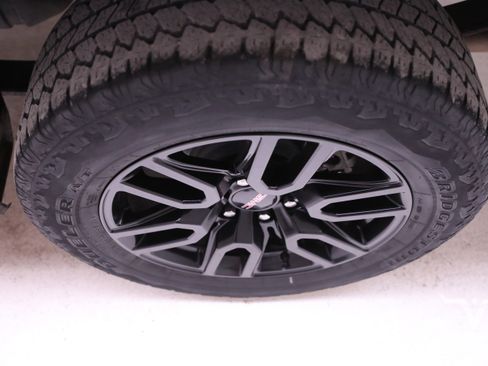 Used 2023 GMC Sierra 1500 Elevation w/ X31 Off-Road Package image 34