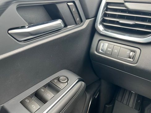 New 2026 GMC Acadia Elevation w/ Elevation Premium Package FWD image 15