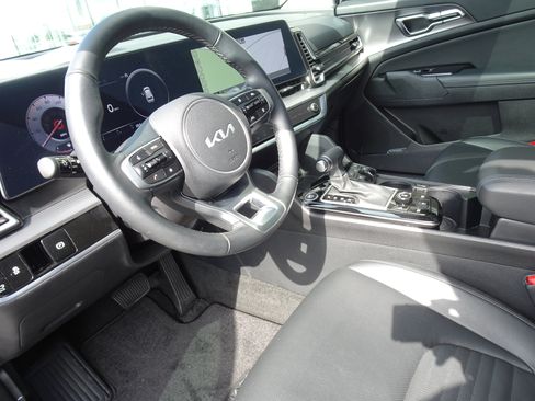 Used 2025 Kia Sportage SX AWD/4WD image 13