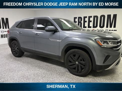 Used 2022 Volkswagen Atlas Cross Sport SE image 3