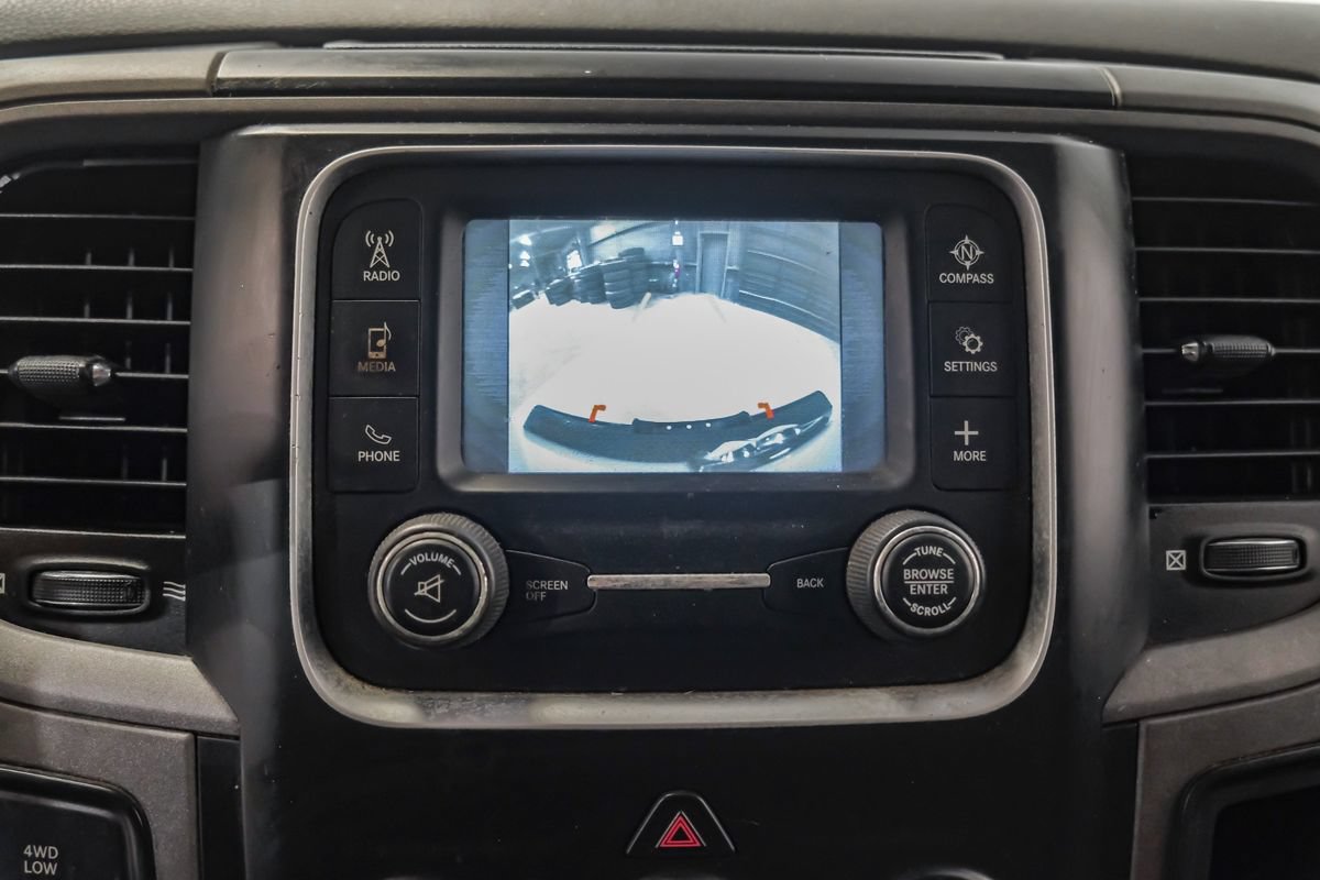Used 2014 RAM 2500 Tradesman w/ Chrome Appearance Group AWD/4WD image 24