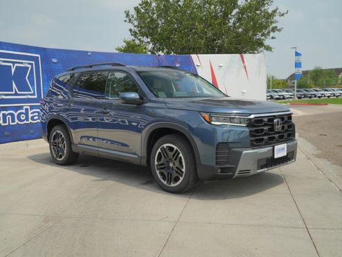New 2026 Honda Pilot image 3