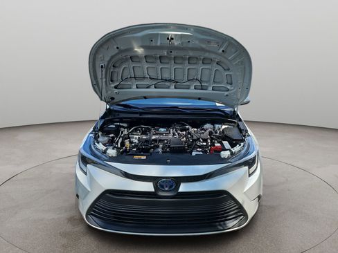 Used 2024 Toyota Corolla LE FWD image 33