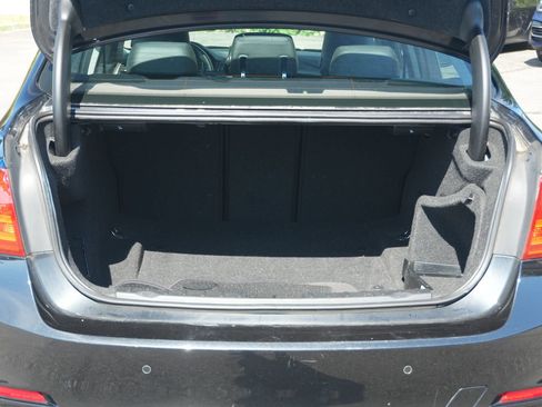 Used 2014 BMW 335i xDrive Sedan AWD/4WD image 10
