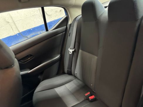 Used 2024 Nissan Sentra SV FWD image 34