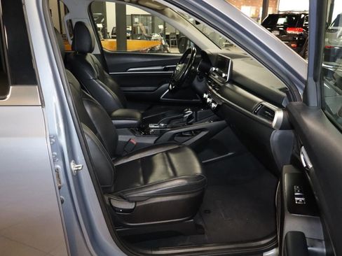 Used 2020 Kia Telluride S w/ S 8 Passenger Seating Package AWD/4WD image 39